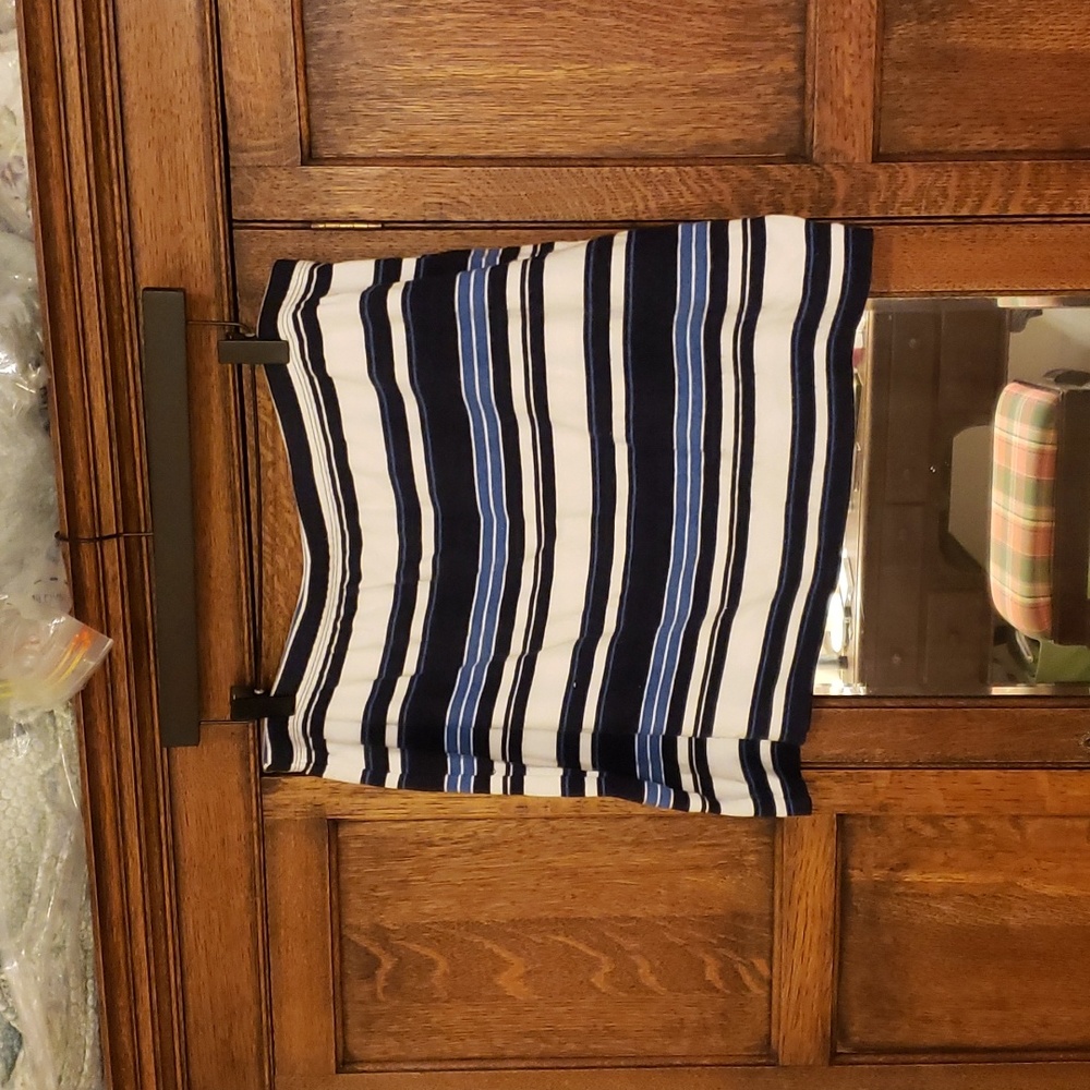 Casual lightweight striped skirt